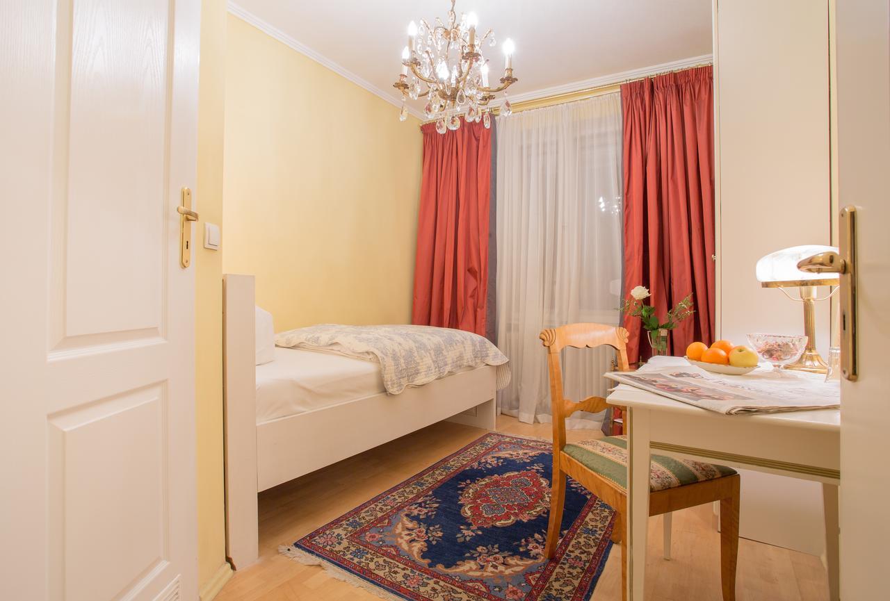 Das Literaturhotel Berlin Extérieur photo
